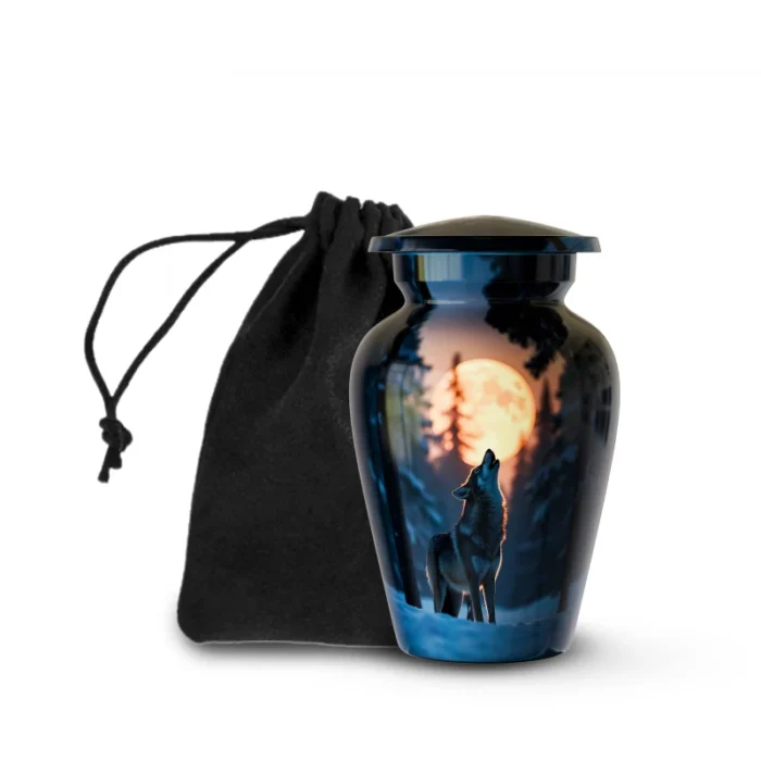 Wolf Memorial Cremation Urn Honourable Rest Space for Human Ashes