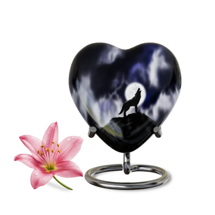 Decorative Heart-Shaped  Keepsake Urns for Human ashes