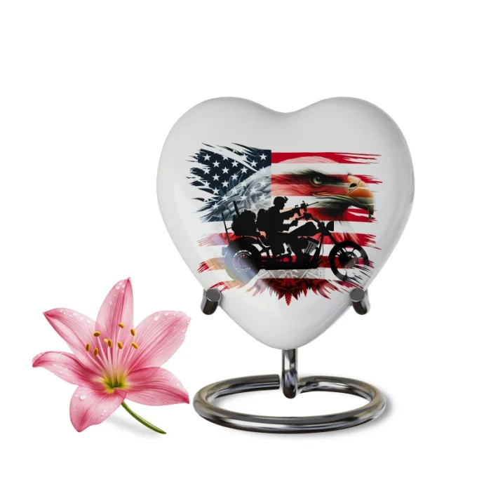 Decorative Heart-Shaped  Keepsake Urns for Human ashes