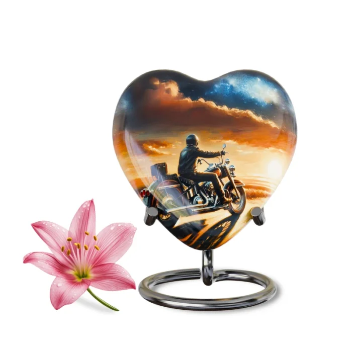 Decorative Heart-Shaped  Keepsake Urns for Human ashes