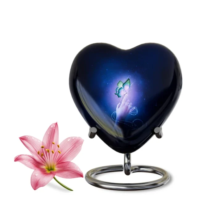 Decorative Heart-Shaped  Keepsake Urns for Human ashes